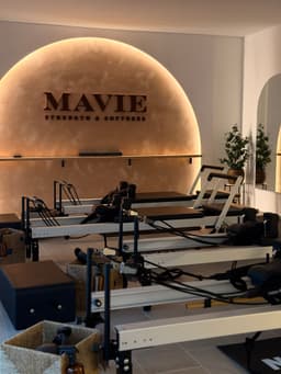 Mavie Strength&Softness – Pilates logó